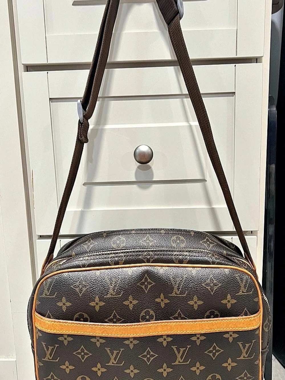 Louis Vuitton Saumur 35 Monogram Crossbody Brown & Gold